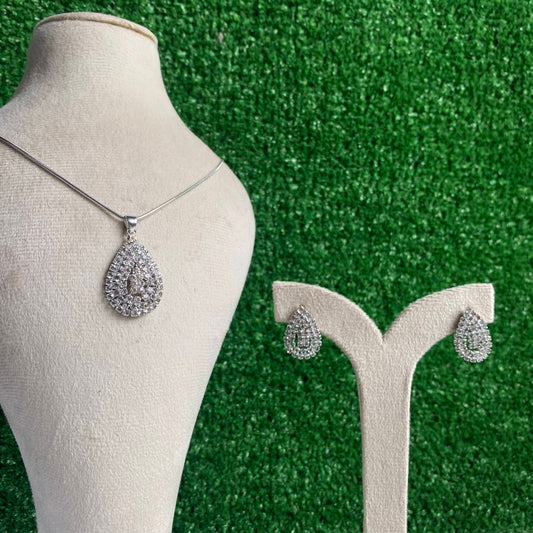 Elegant Silver Crystal Teardrop Necklace Earrings Set