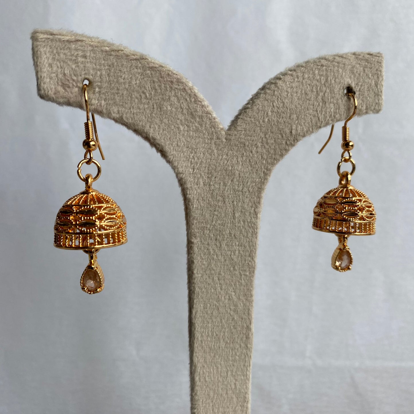 Traditional Filigree Jhumka With Crystal Drop
