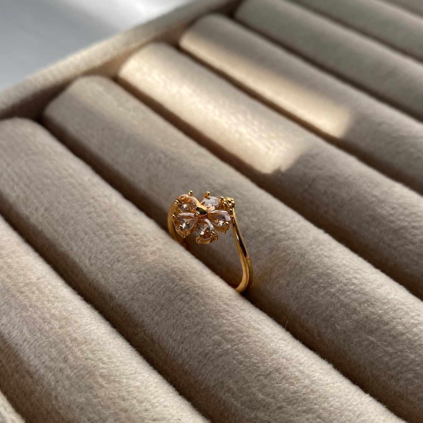 Elegant Stone Ring for Women