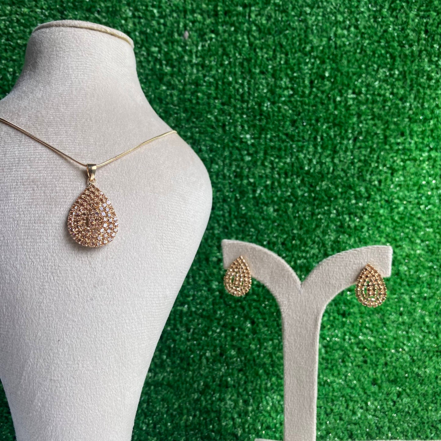 Gold Teardrop Pendant Necklace And Earrings Set