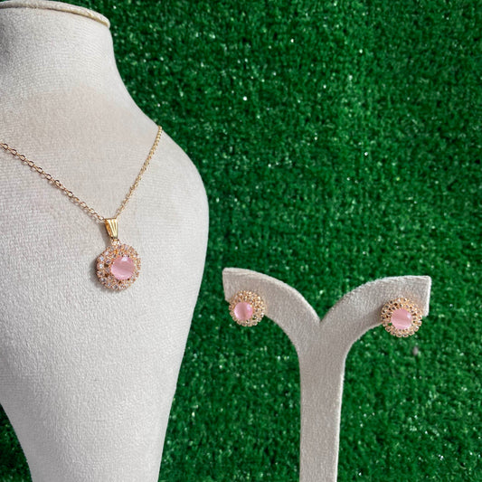 Luxury Rose Round Crystal Halo Pendant Necklace Set