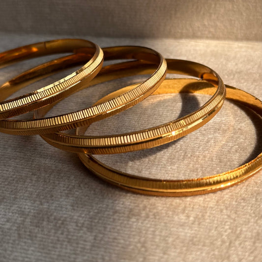 4-Piece Gold Line-Textured Bangle Set